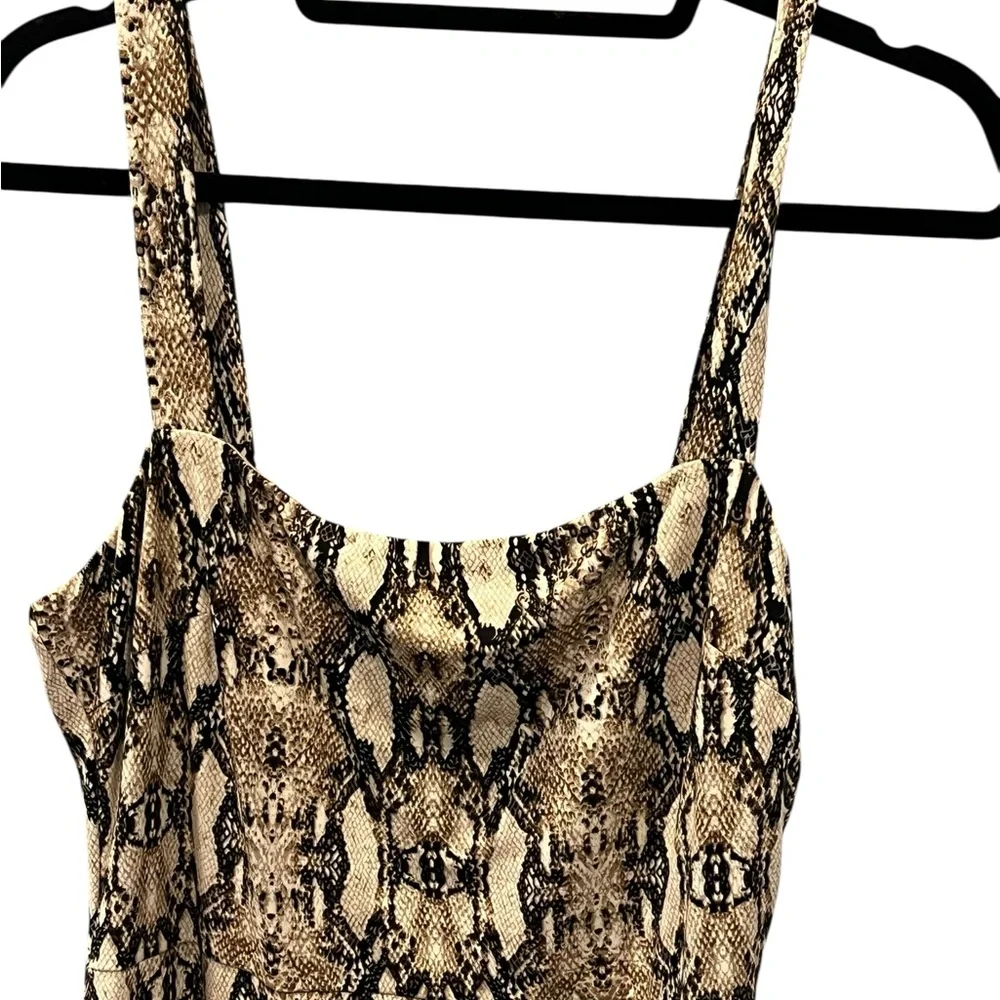 Lush Set Of 3 Womens Snake Print, Floral Dresses and Ivory Jumpsuit NWT Sz Large - Picture 8 of 13